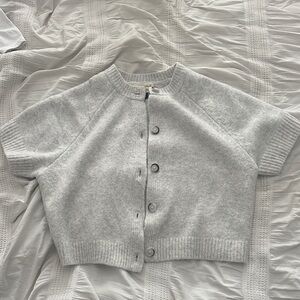 Universal Thread Gray Short Sleeve Cardigan